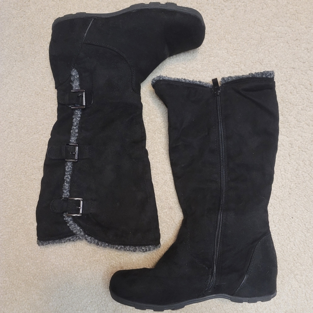 Black Boots